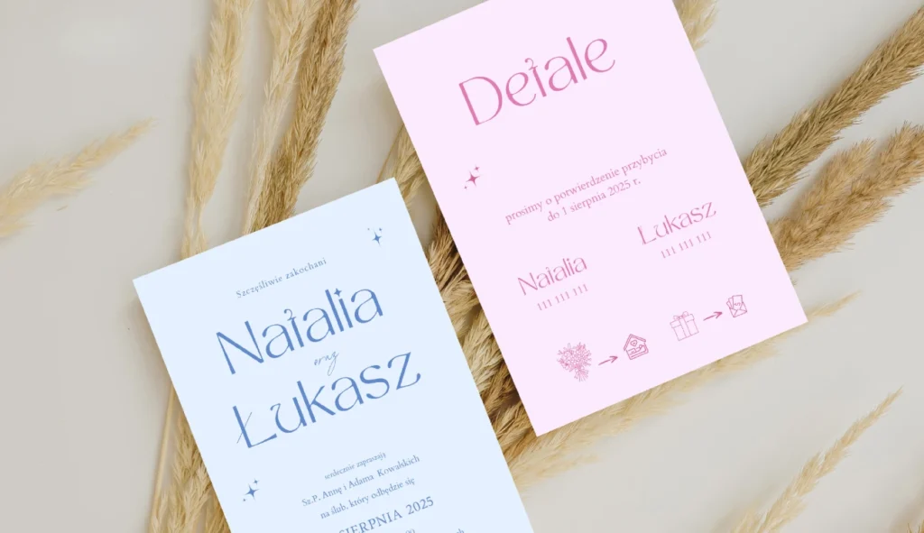 Początki w branży graficznej. Dwa zaproszenia ślubne – jedno w kolorze błękitnym z imionami „Natalia i Łukasz”, drugie w pastelowym różu z informacją o szczegółach uroczystości. To projekt wykonany przez Dorotę Kozioł, absolwentkę Kursu Projektowania Graficznego w Akademii Projektowania Weroniki Wolskiej. Grafika pokazuje praktyczne wykorzystanie wiedzy z zakresu projektowania graficznego, designu i grafiki komputerowej, jakie zdobywają przyszli graficy i freelancerzy działający na swoim w branży kreatywnej.